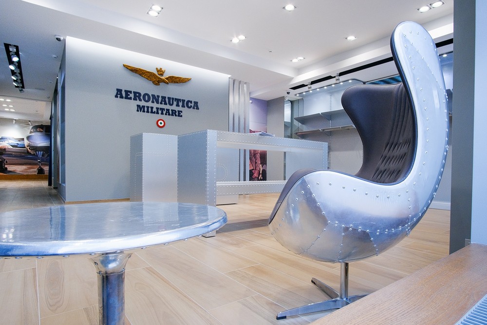 Монобрендовый бутик Aeronautica Militare