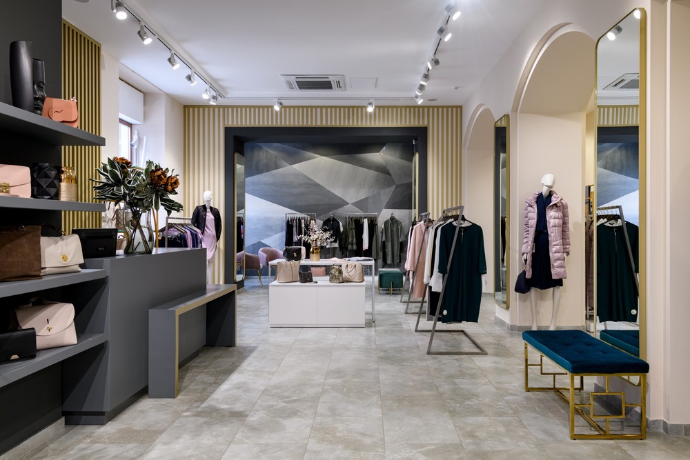 Салон одежды EMPORIO