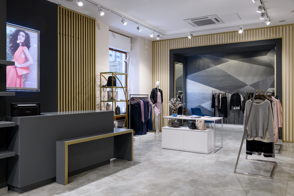 Салон одежды EMPORIO