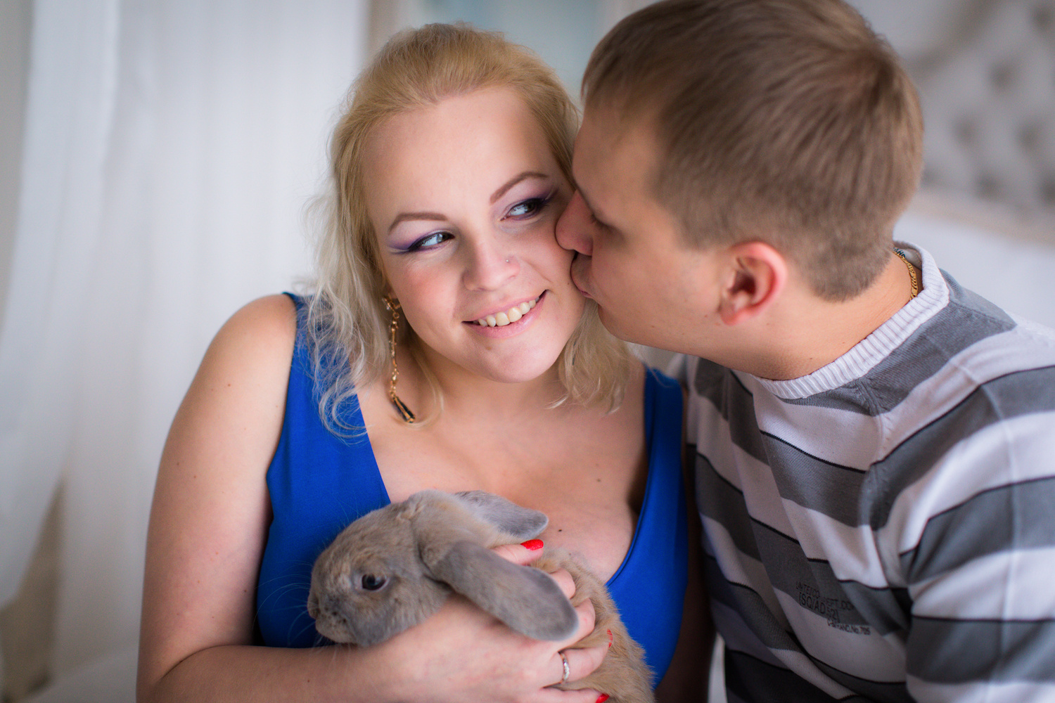 ОЛЯ, ДИМА И КРОЛ!