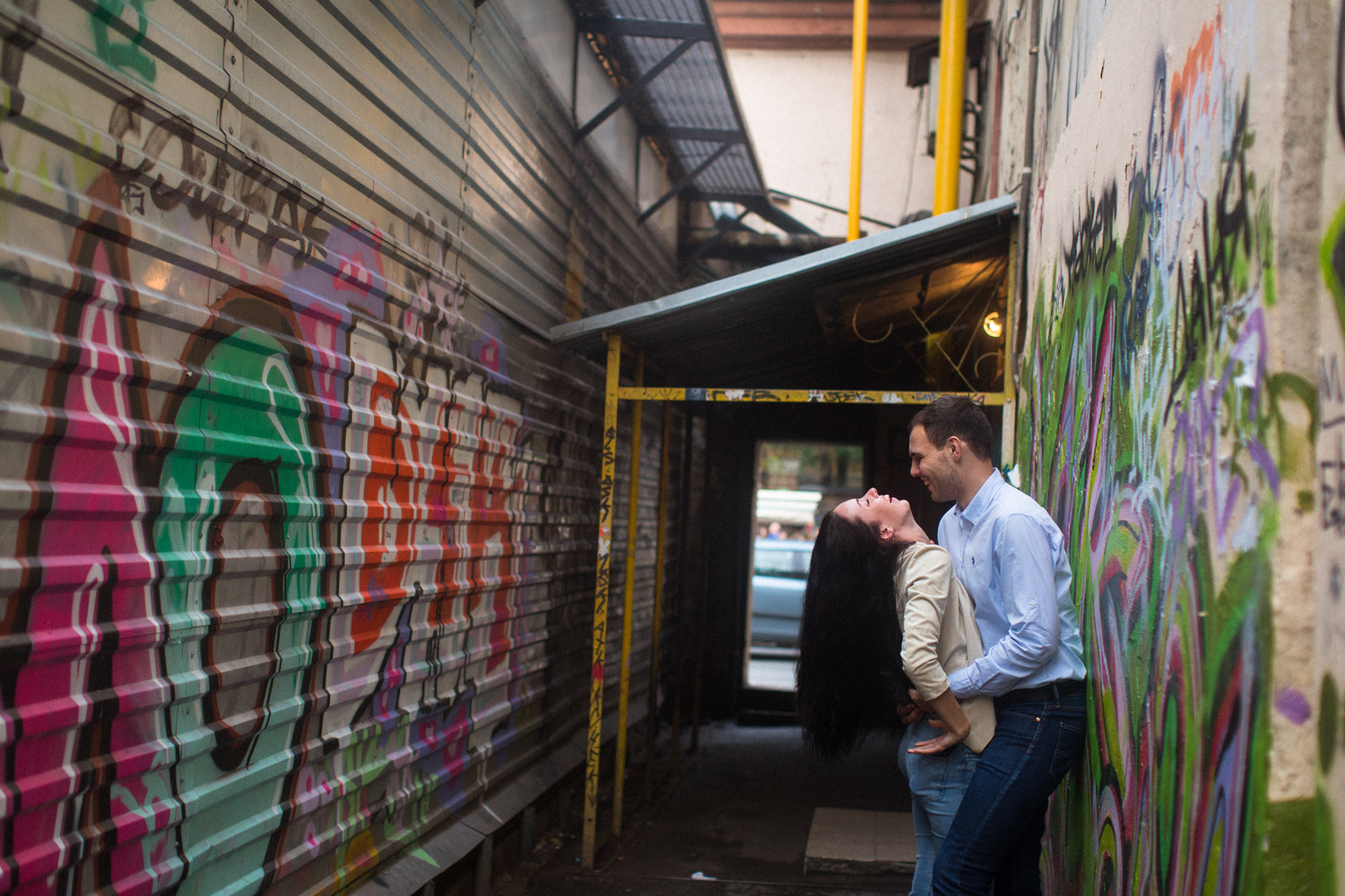 В ПИТЕРЕ ТИРЕ ЛЮБИТЬ