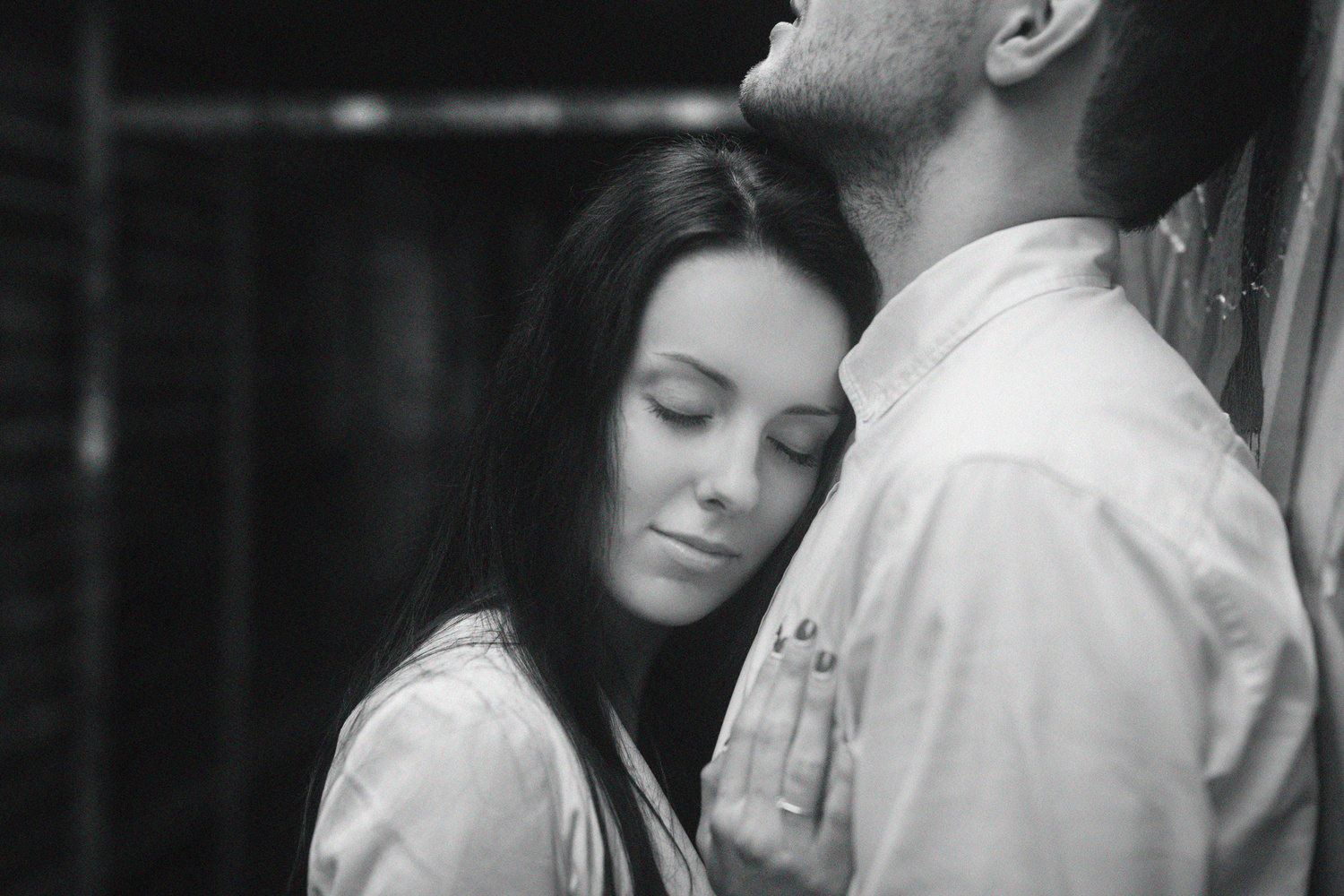 В ПИТЕРЕ ТИРЕ ЛЮБИТЬ