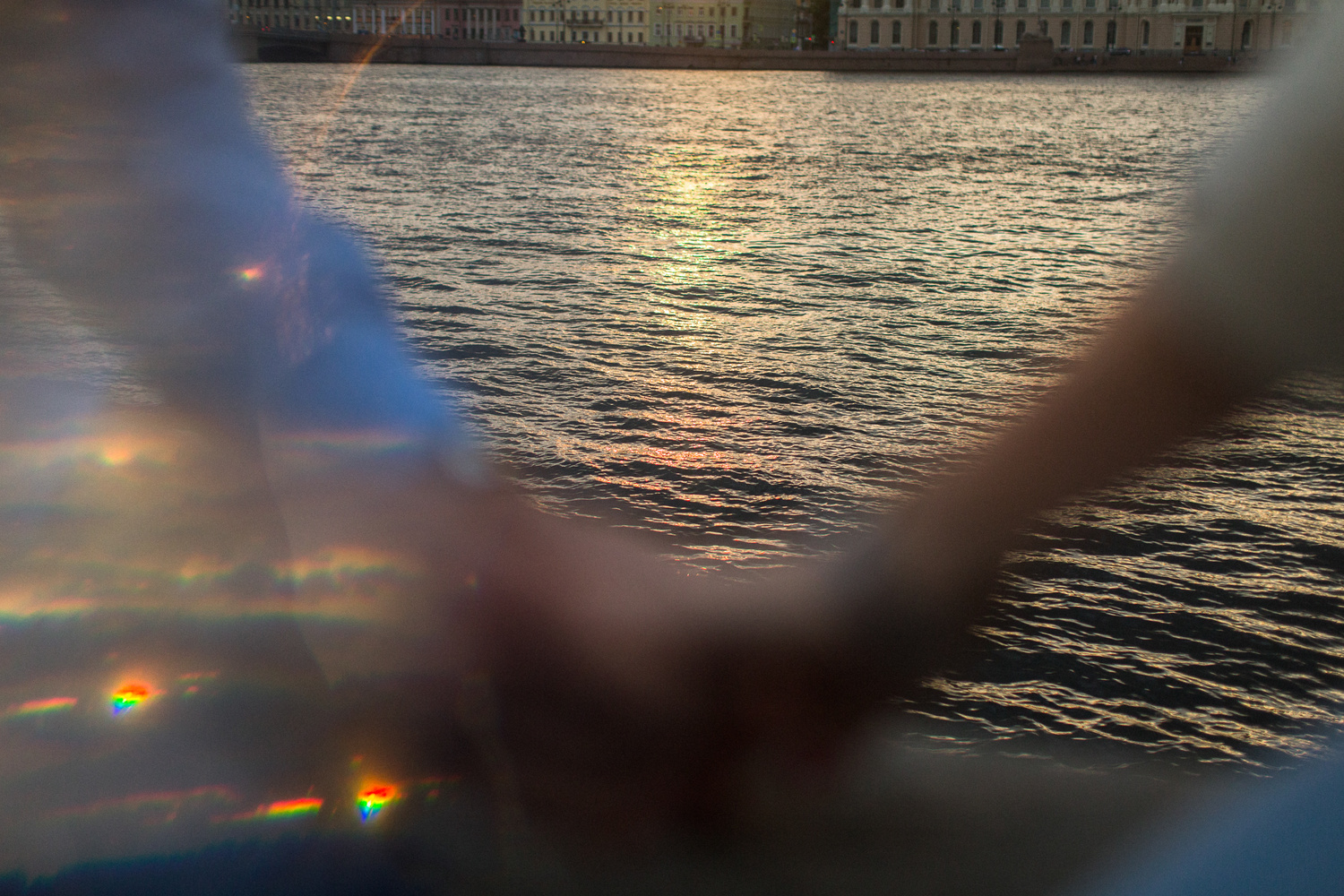 В ПИТЕРЕ ТИРЕ ЛЮБИТЬ