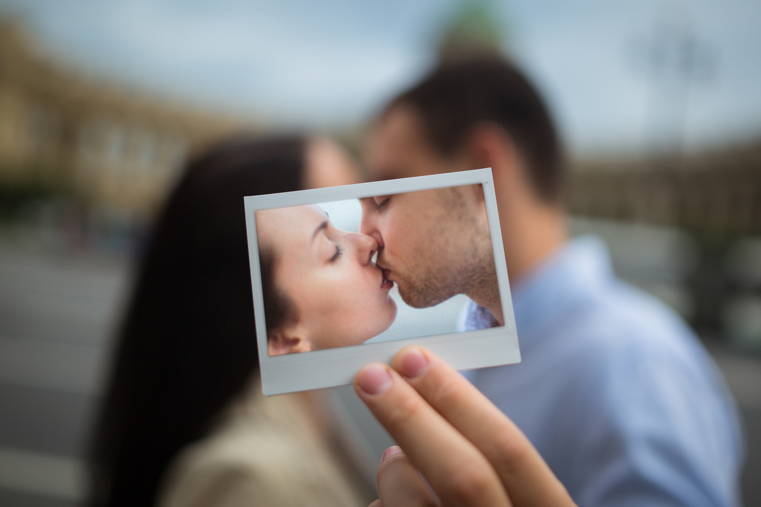 В ПИТЕРЕ ТИРЕ ЛЮБИТЬ