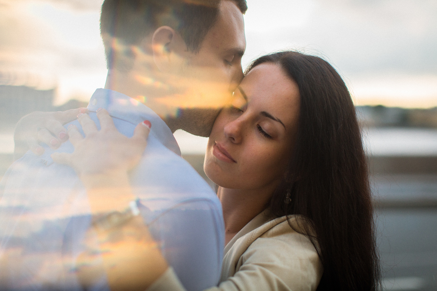 В ПИТЕРЕ ТИРЕ ЛЮБИТЬ