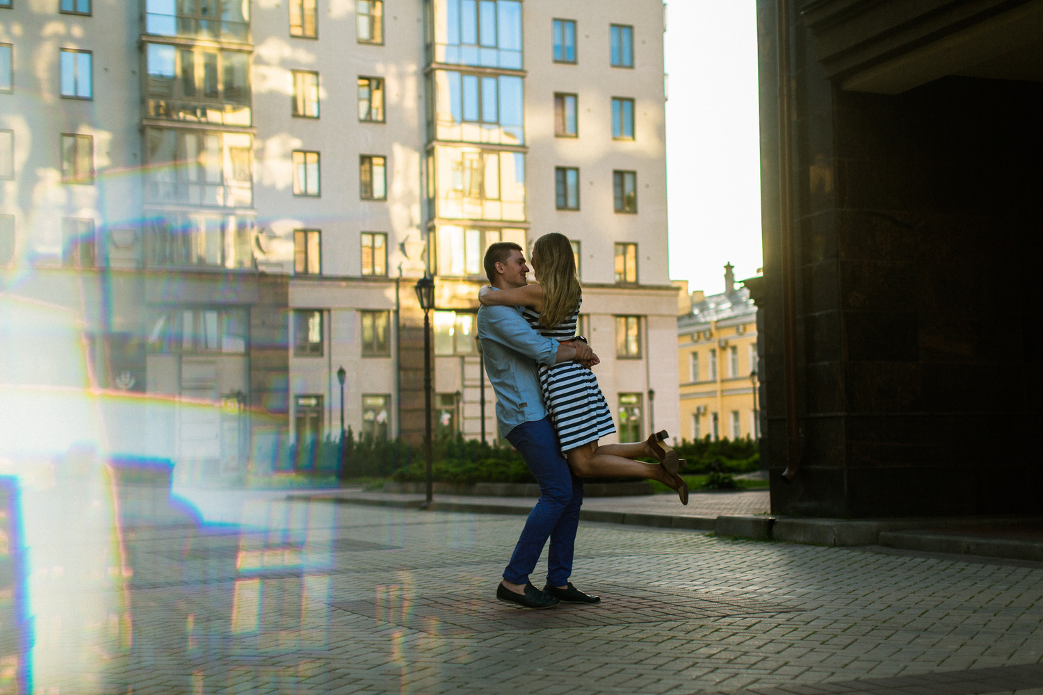 В ПИТЕРЕ ТИРЕ ЖИТЬ:)