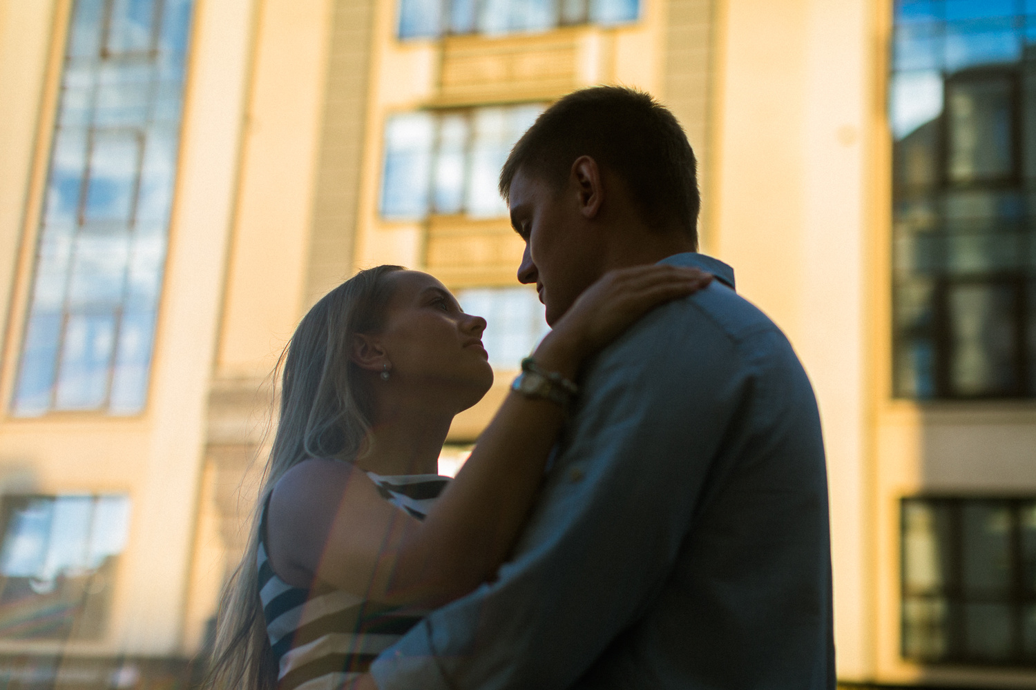 В ПИТЕРЕ ТИРЕ ЖИТЬ:)