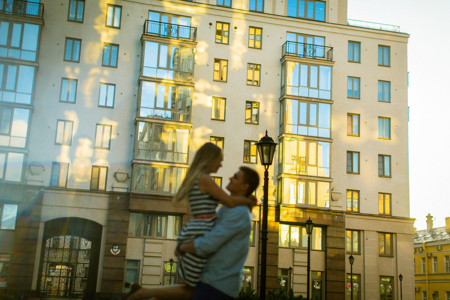 В ПИТЕРЕ ТИРЕ ЖИТЬ:)