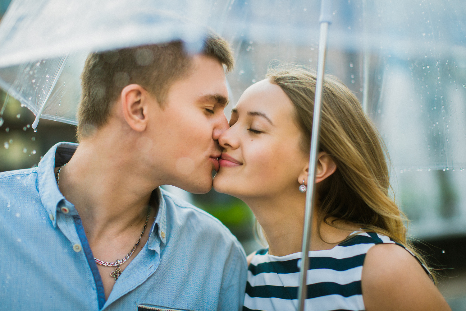 В ПИТЕРЕ ТИРЕ ЖИТЬ:)