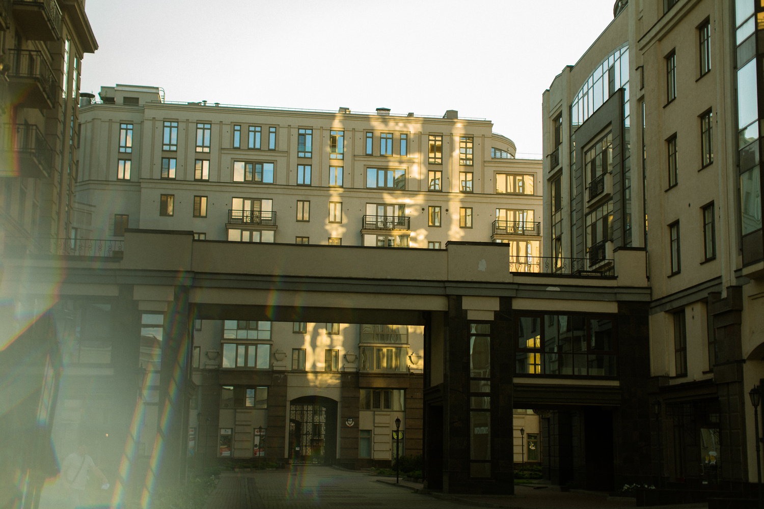 В ПИТЕРЕ ТИРЕ ЖИТЬ:)