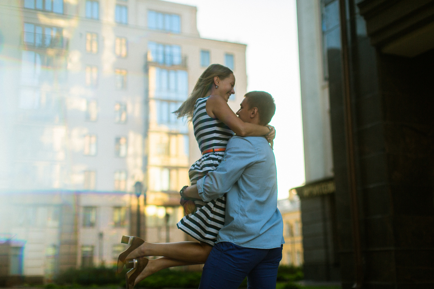 В ПИТЕРЕ ТИРЕ ЖИТЬ:)