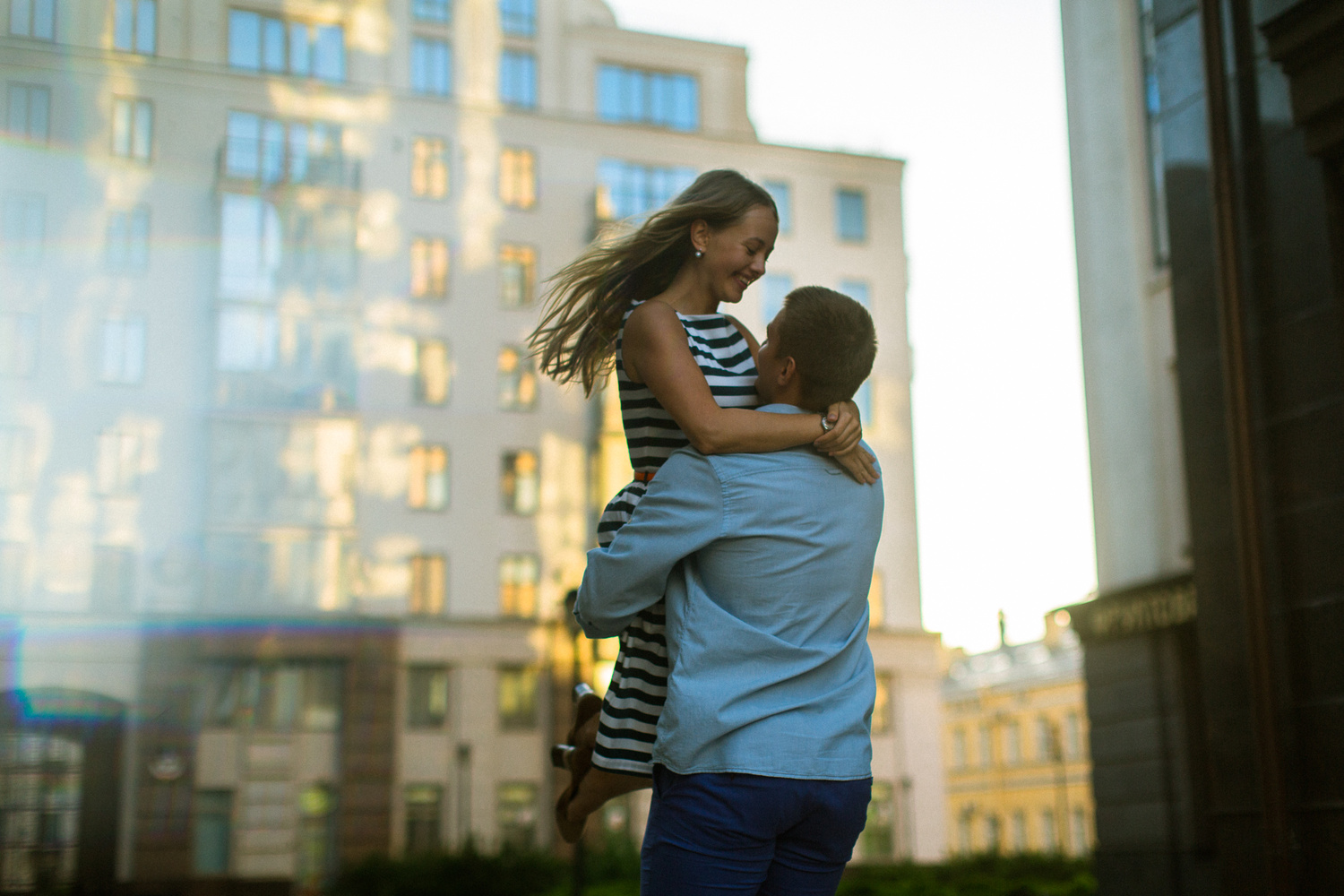 В ПИТЕРЕ ТИРЕ ЖИТЬ:)