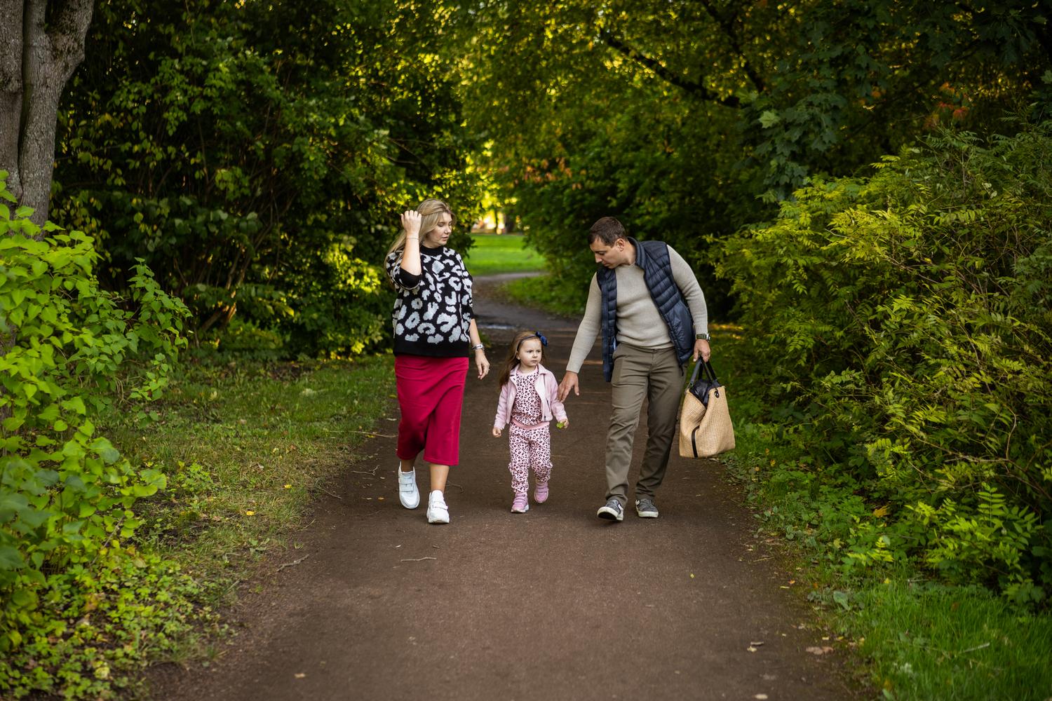 ПРОГУЛКА. ЕЛАГИН