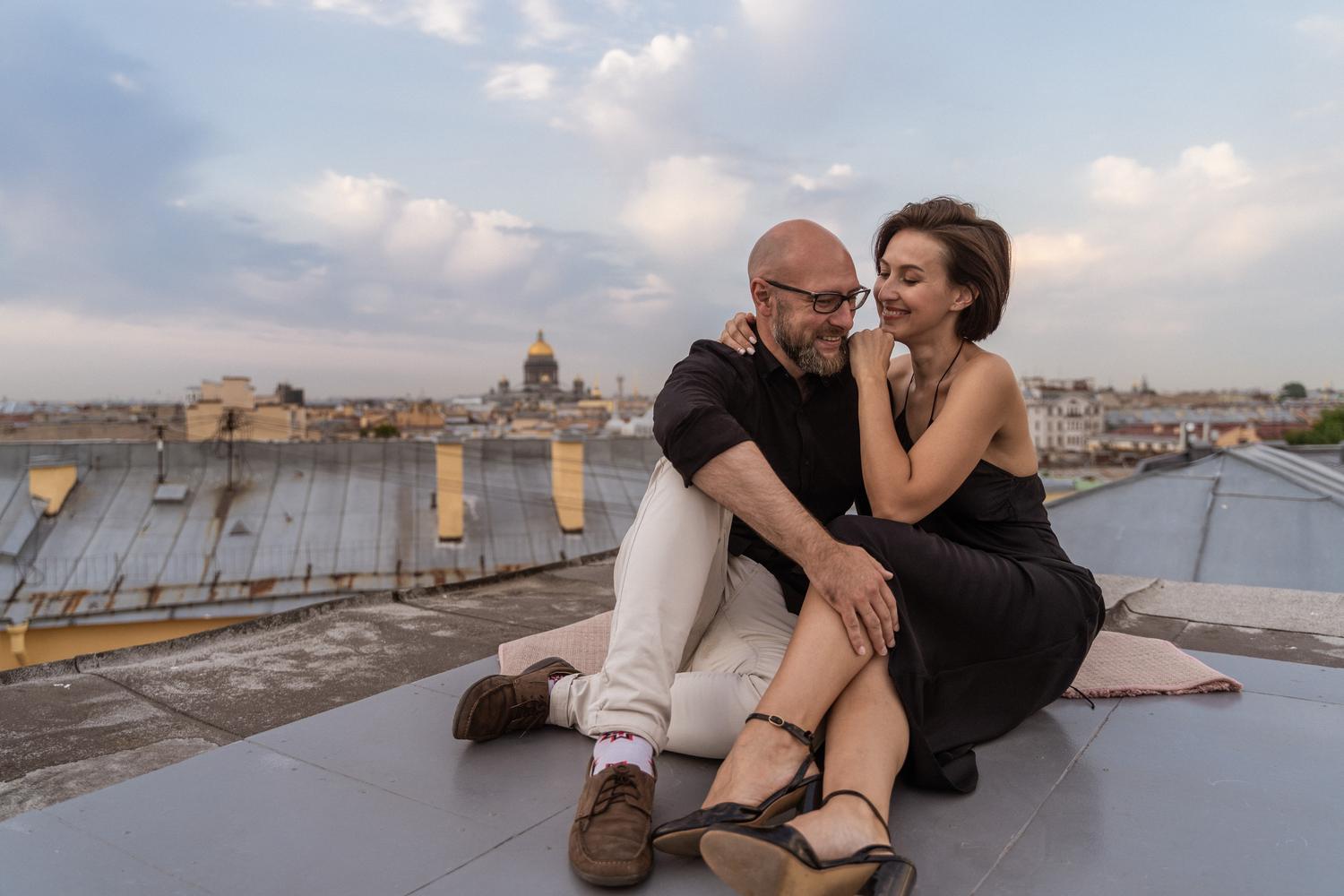 НЕБО НАД ПЕТЕРБУРГОМ