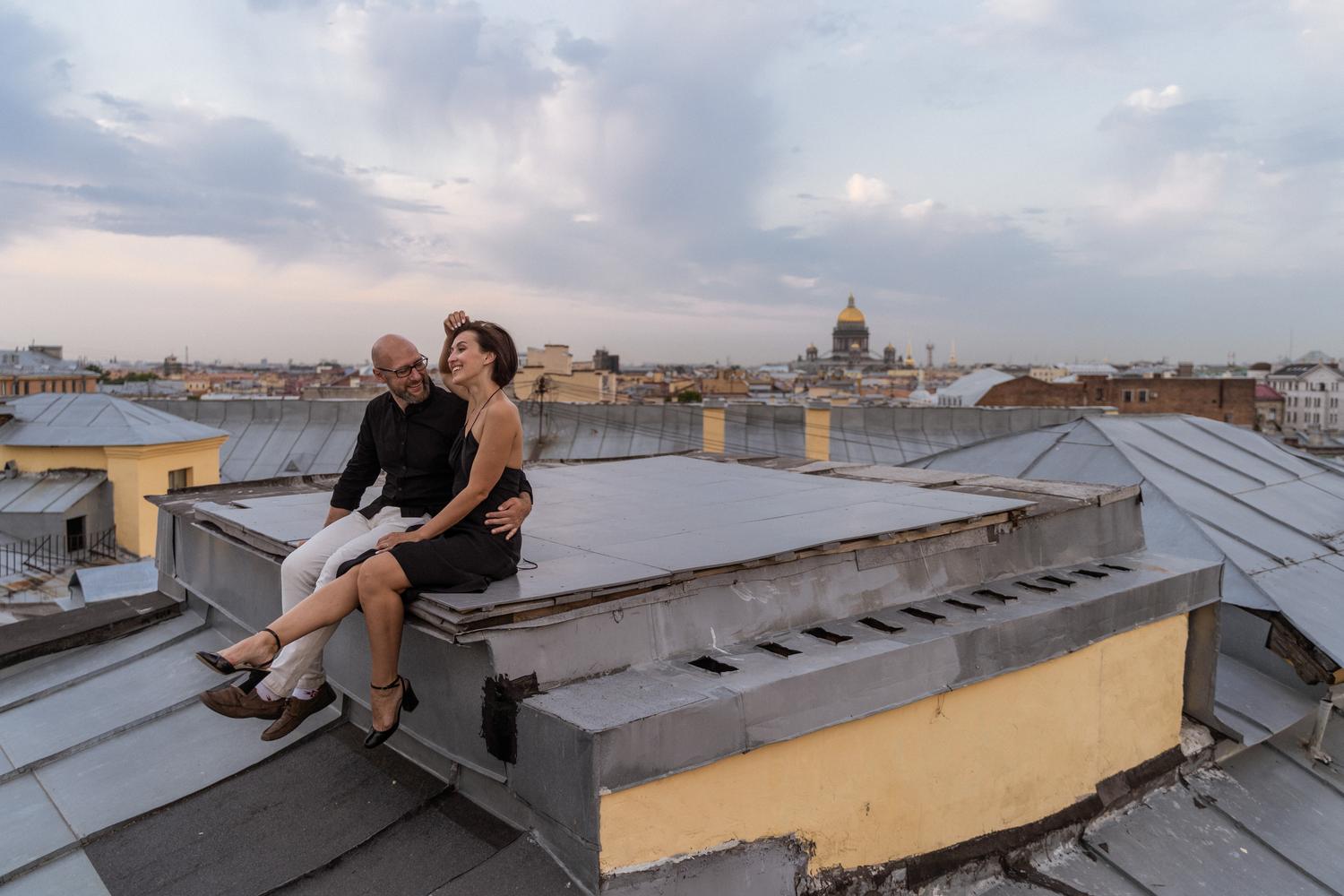 НЕБО НАД ПЕТЕРБУРГОМ