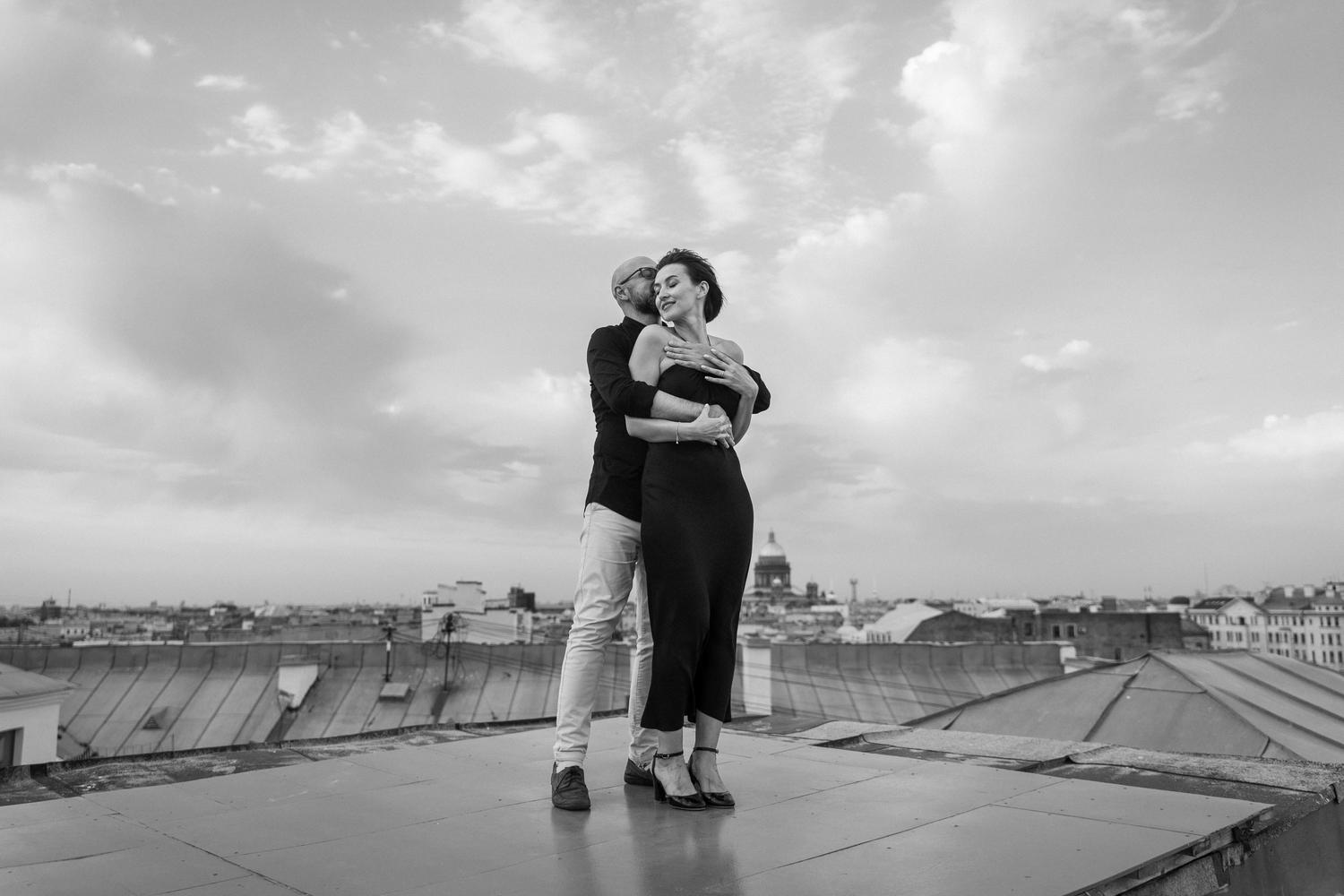 НЕБО НАД ПЕТЕРБУРГОМ