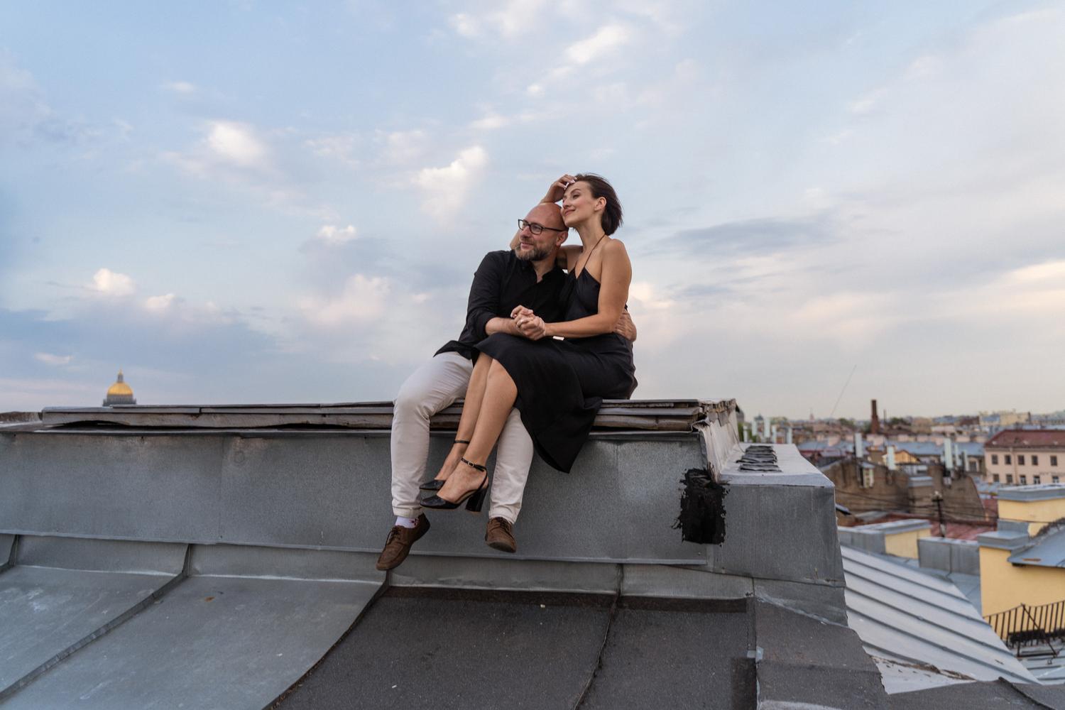 НЕБО НАД ПЕТЕРБУРГОМ