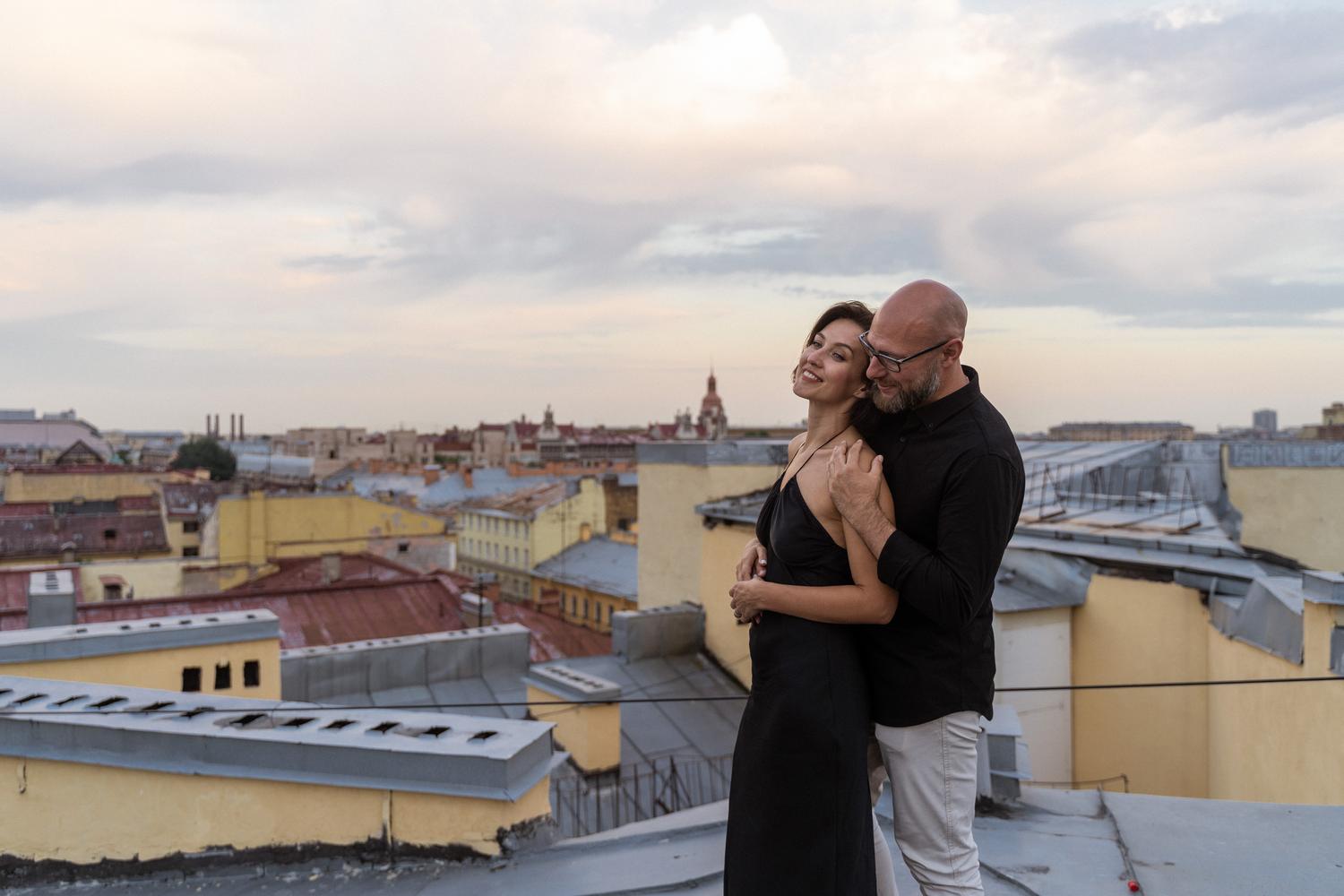 НЕБО НАД ПЕТЕРБУРГОМ