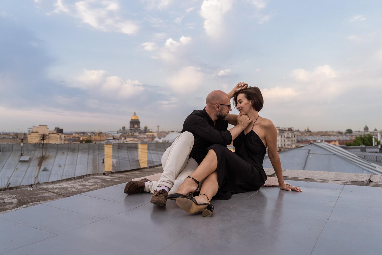 НЕБО НАД ПЕТЕРБУРГОМ