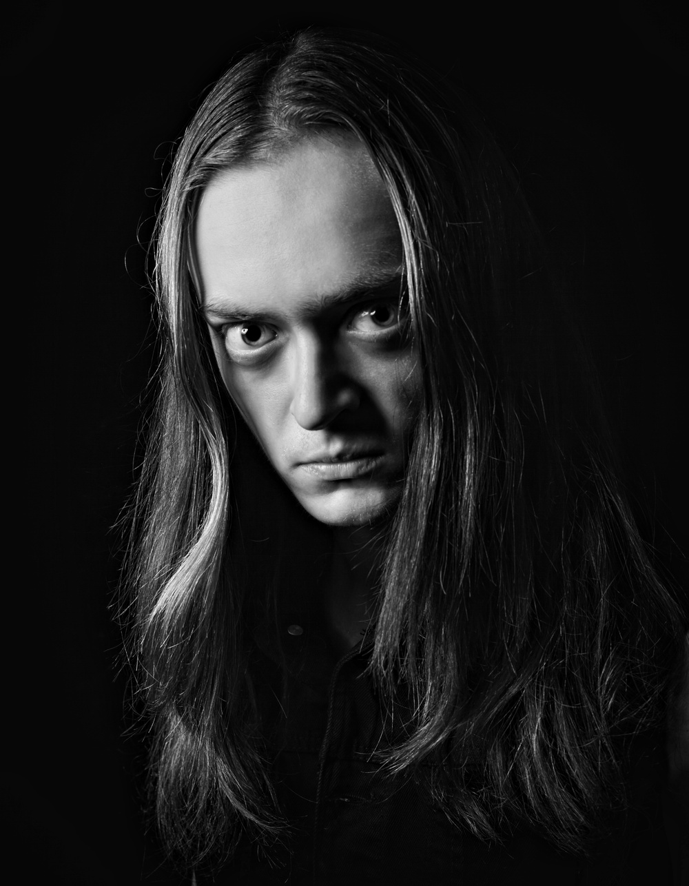 портрет музыкант Pokerface