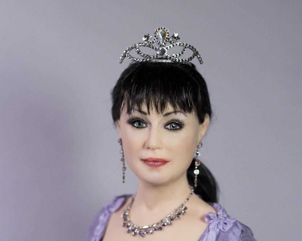  портретная кукла, кукла по фото, подарок, королева, женский портрет, красивая кукла