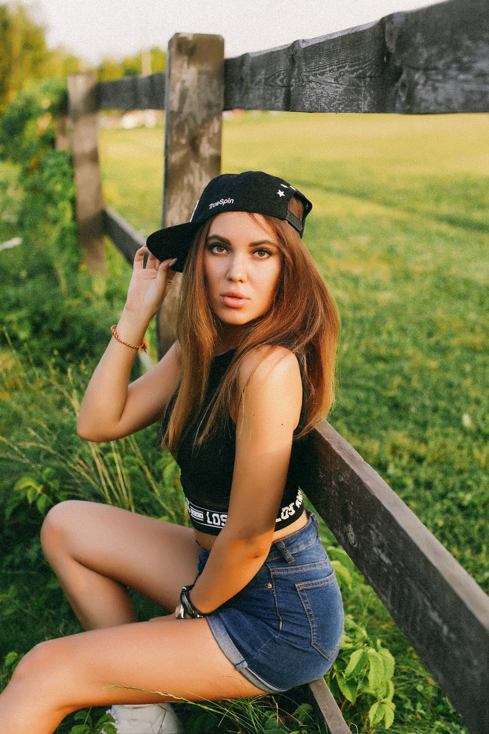Снеж В