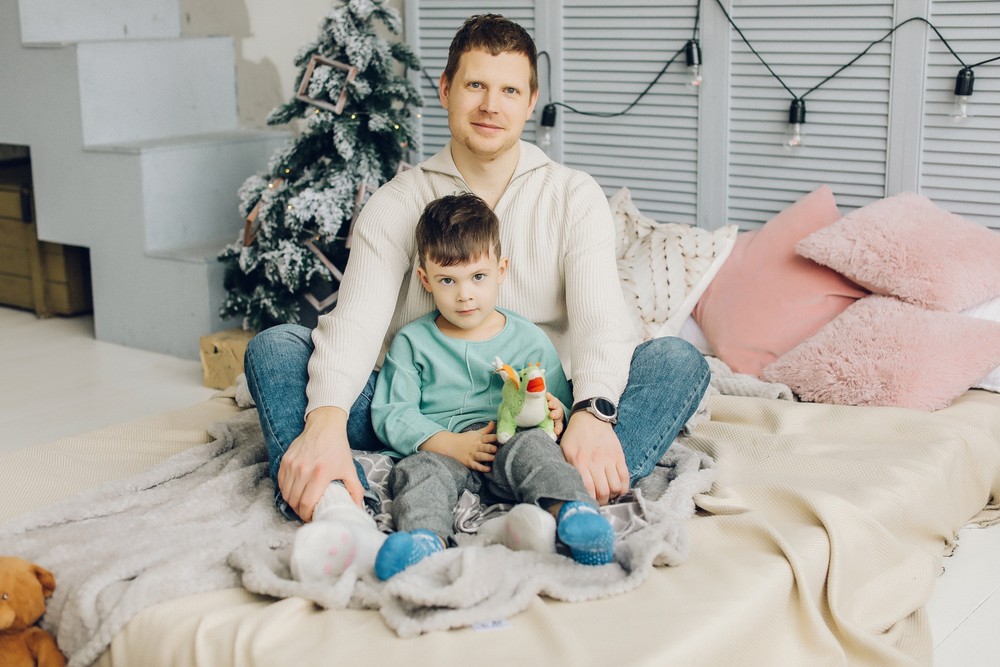 Юля , Злата, Елисей и Антон