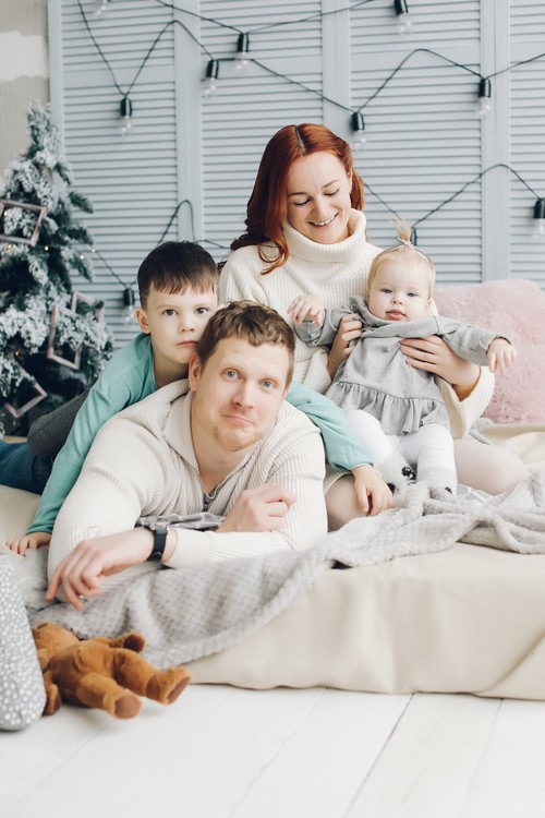 Юля , Злата, Елисей и Антон