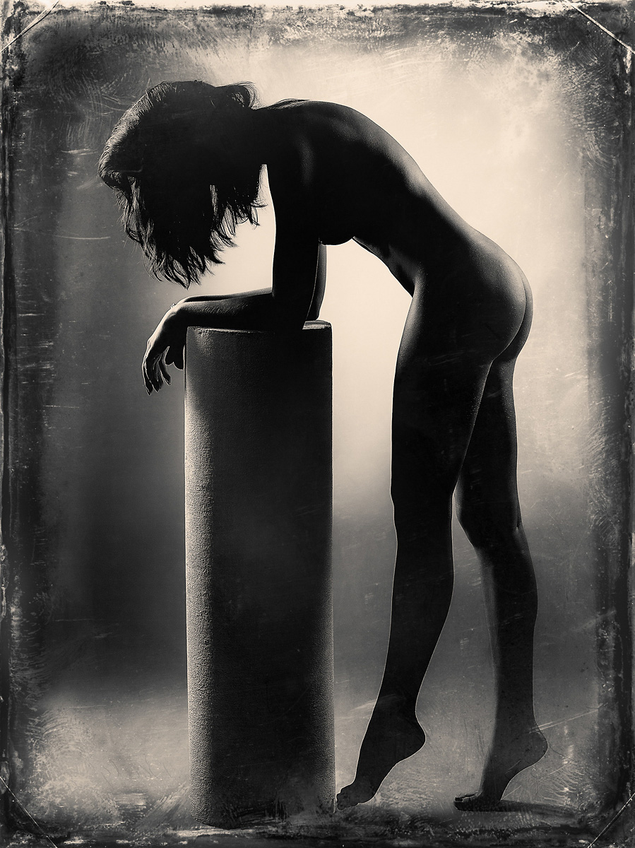 nude