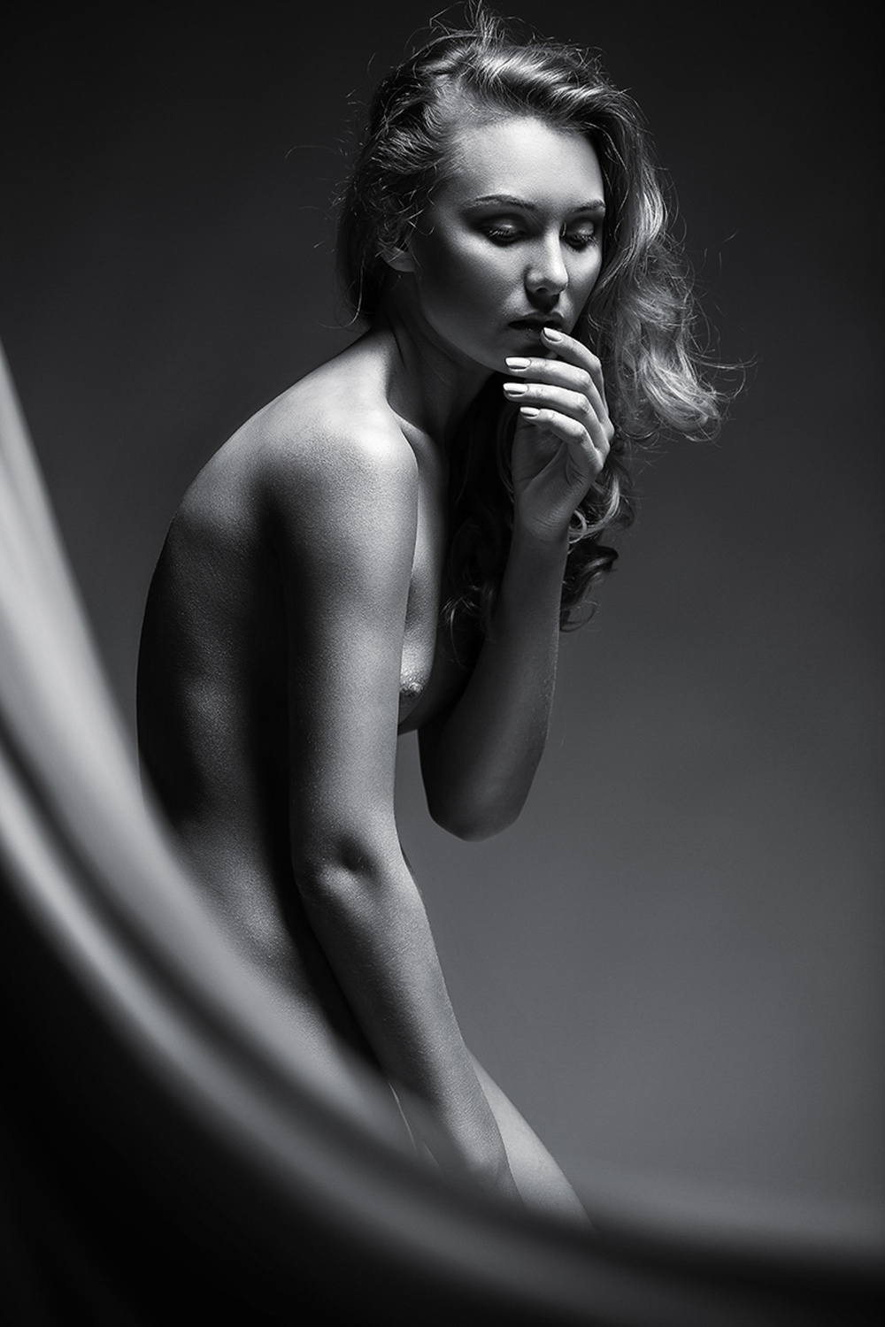 SILVER NUDE 