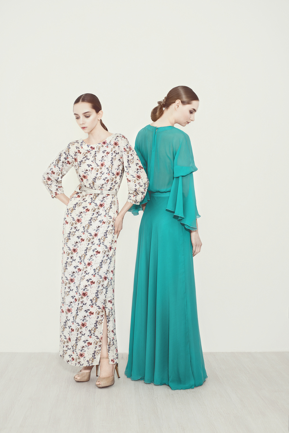 the color of the pomegranate