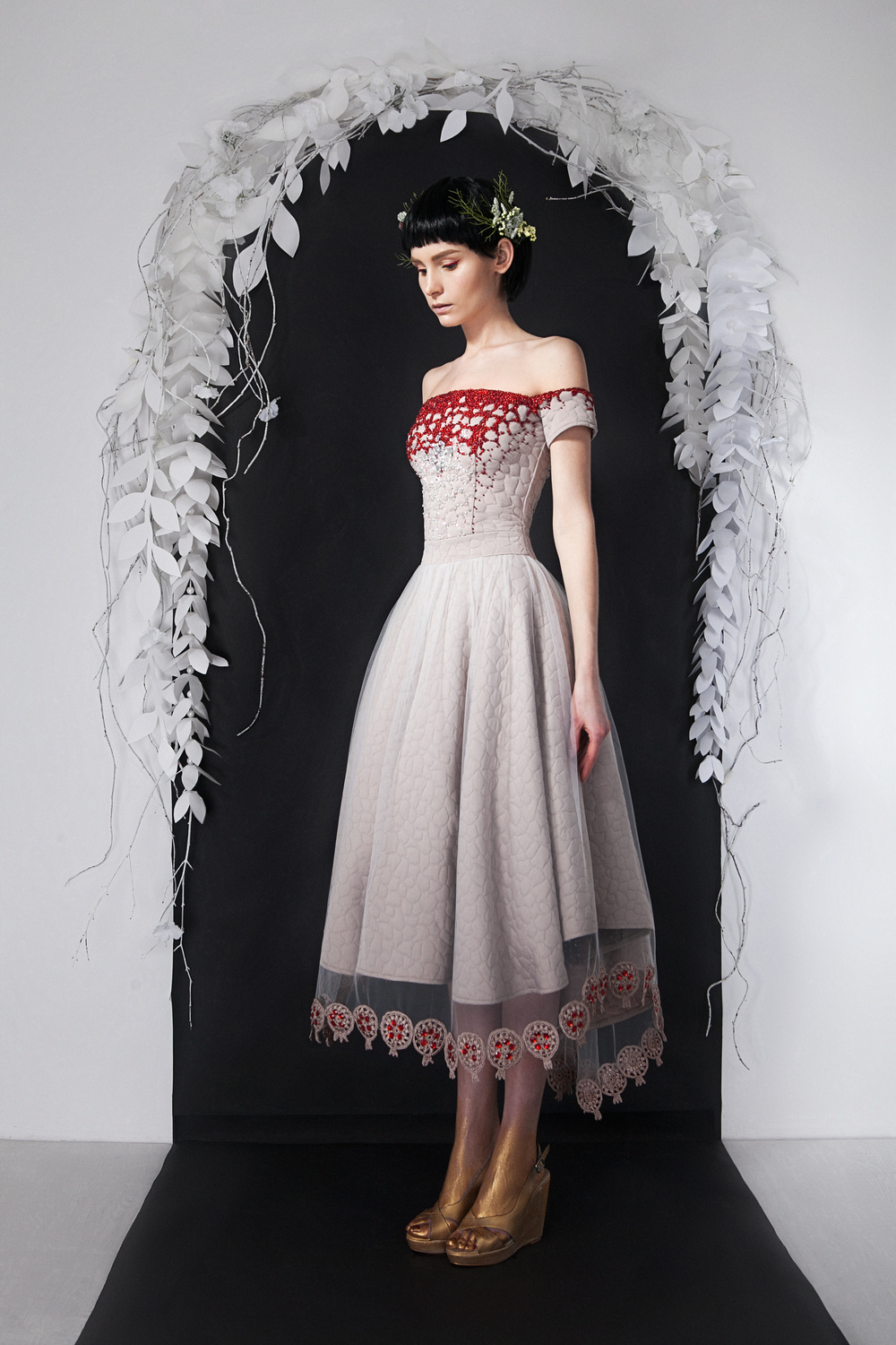 the color of the pomegranate