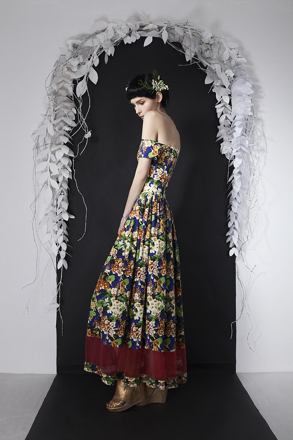 the color of the pomegranate