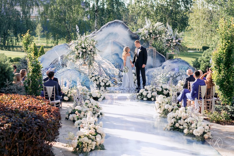 DMITRY & VALERIA