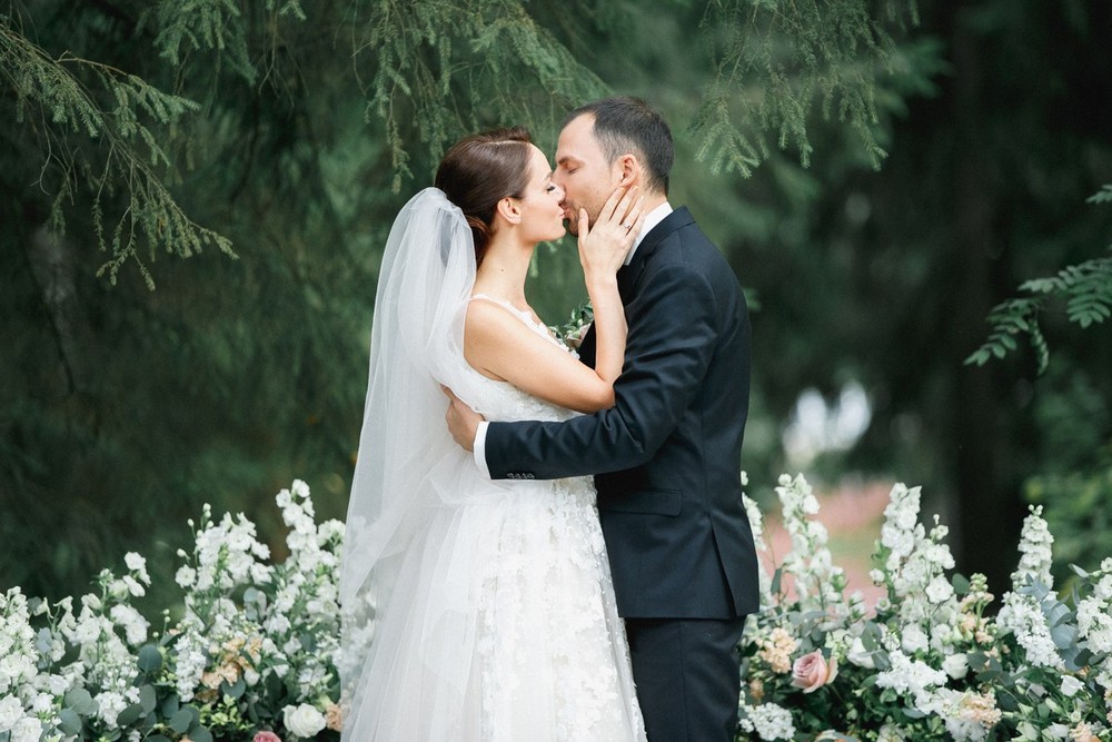PHIL & ANNA