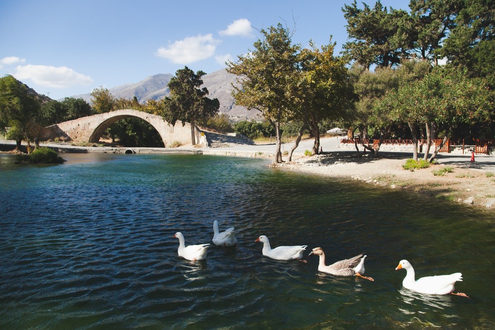 CRETE 