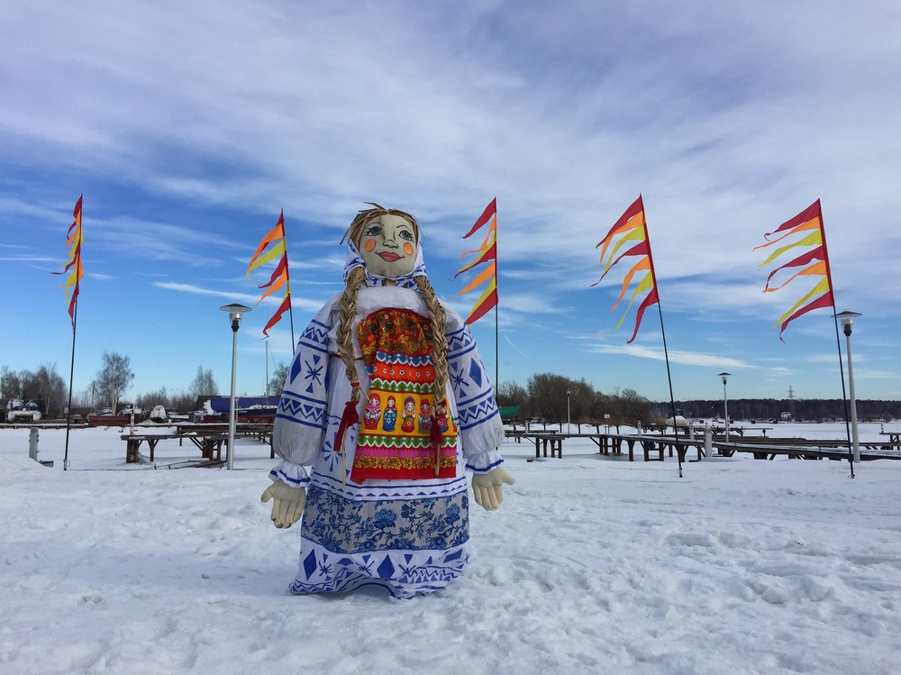 аренда флагов, прокат флагштоков, флаги огненные,фестдизайн, оформление уличных праздников, оформлен