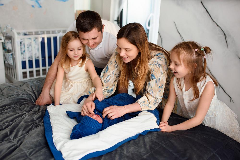 фотограф на выписку из роддома, 29 роддом, лапино, пмц, фотосессия, новорожденный