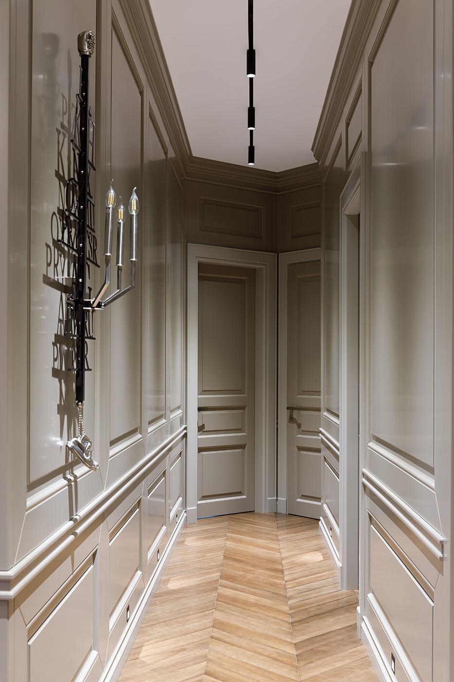 крестовский De luxe