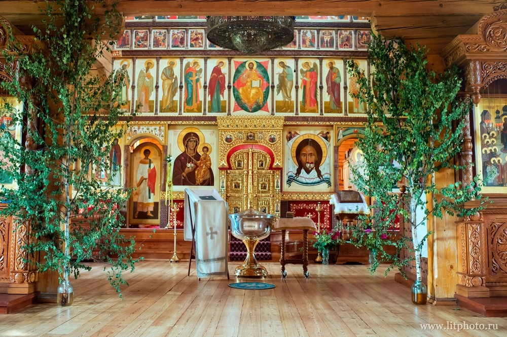Храм Покрова Пресвятой Богородицы в Барвихе 