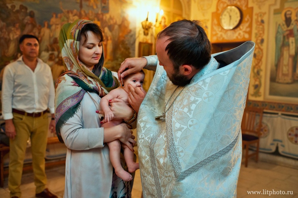 фотограф на крещение в храме архангела михаила