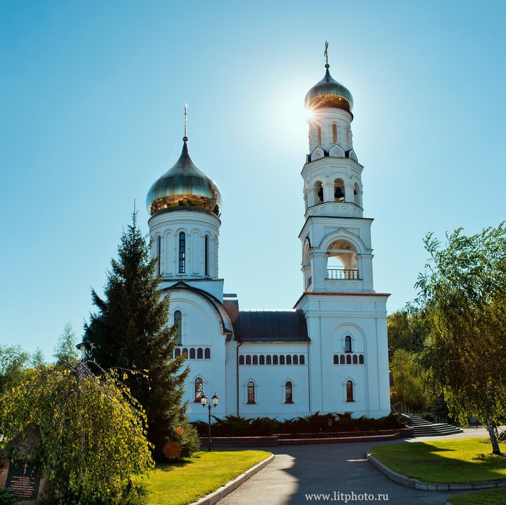 Храм Святого мученика Уара