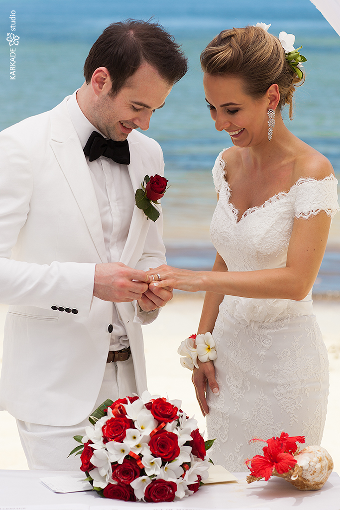 Albina & Matthew in Seychelles