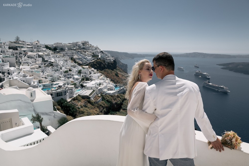Xenia & Sergey in Santorini