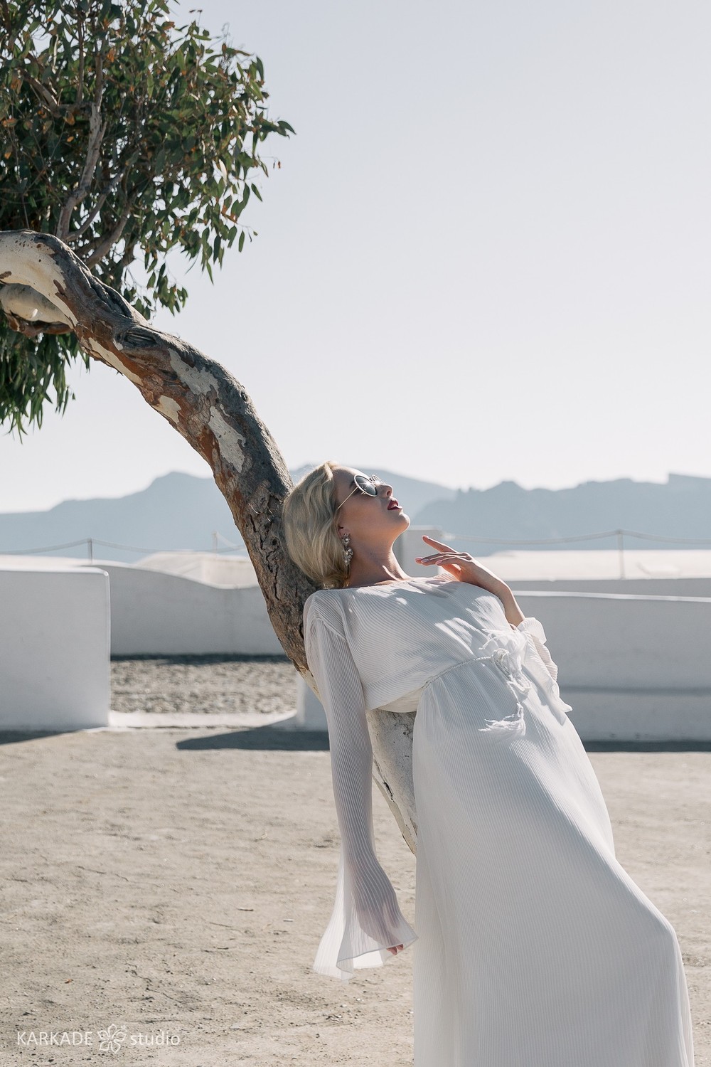 Xenia & Sergey in Santorini