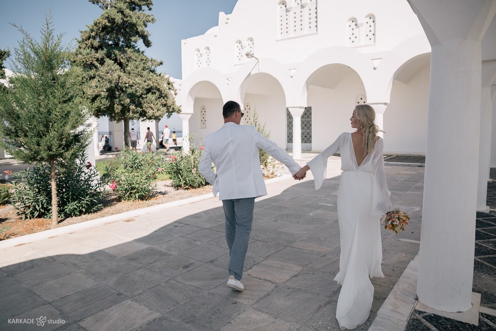 Xenia & Sergey in Santorini