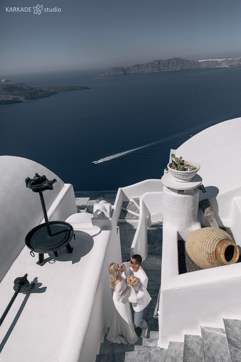 Xenia & Sergey in Santorini