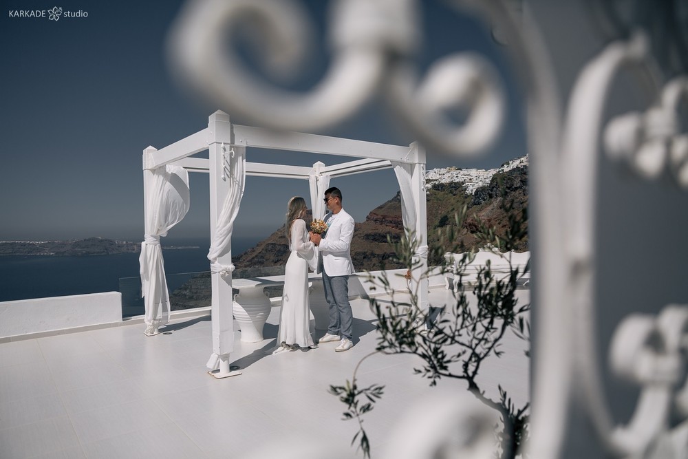 Xenia & Sergey in Santorini