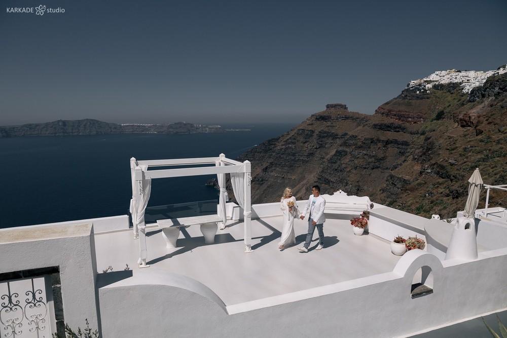 Xenia & Sergey in Santorini