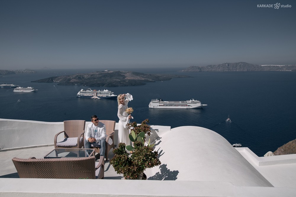 Xenia & Sergey in Santorini